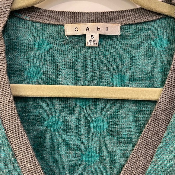 Cabi Button down v-neck Sweater Cardigan - Picture 5 of 14